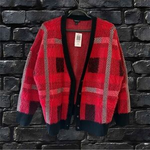 SALE!! NWT Cozy Eyelash Plaid Drop Shoulder Cardigan